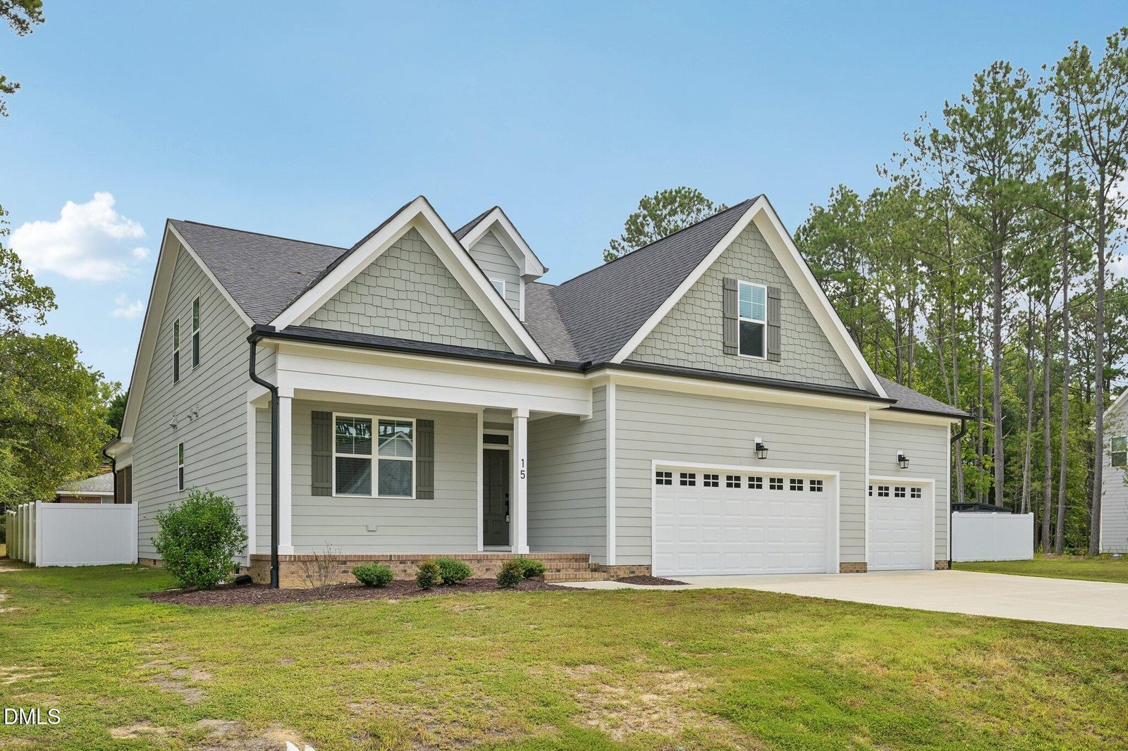 Single Family - 15 Arbor Dr, Youngsville, NC