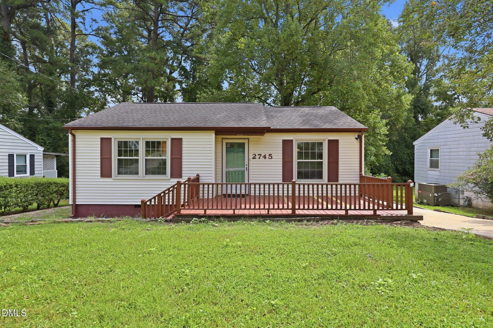 2745 Newbold St, Raleigh, NC 27603